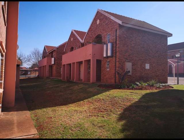 1 BEDROOM PROPERTY TO RENT IN PHILIP NEL PARK